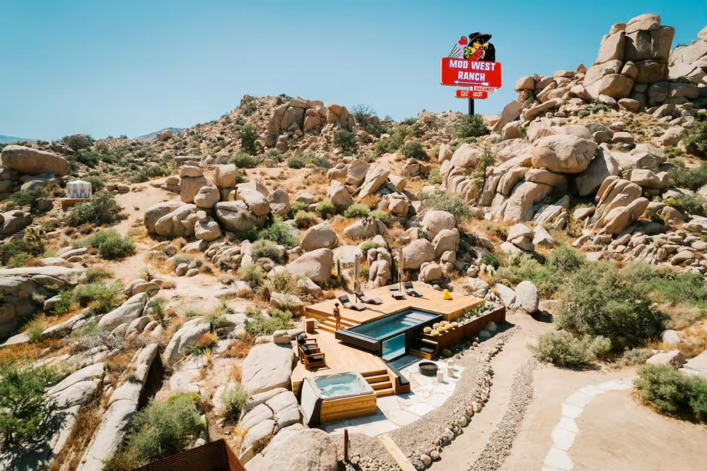Pioneertown 6