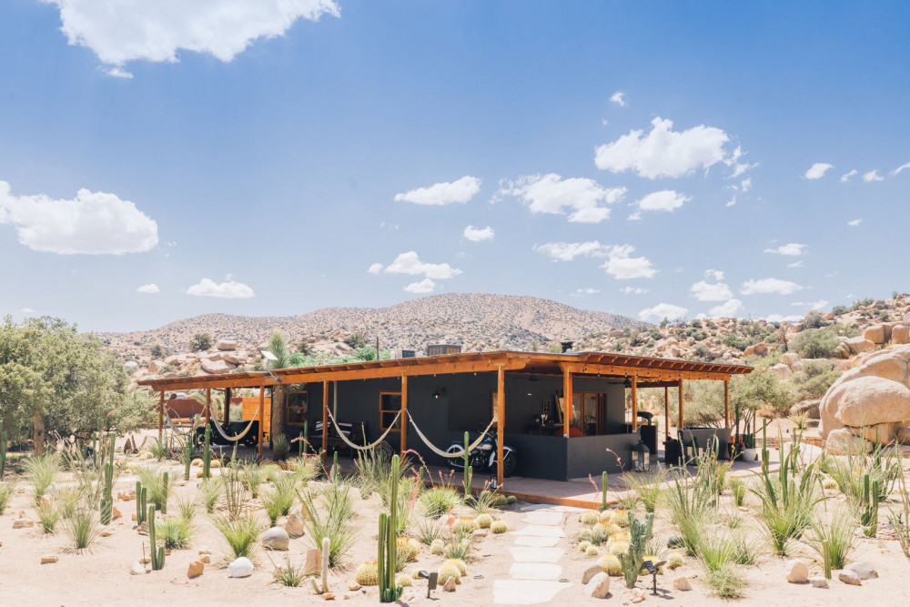 Pioneertown 6