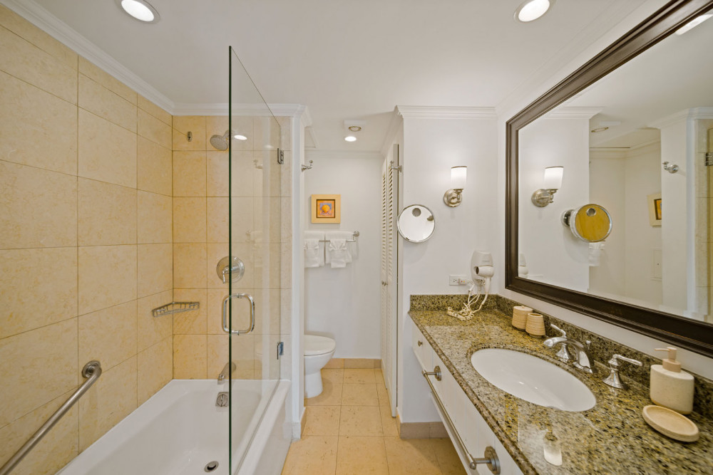 Glitter Bay Estate 112