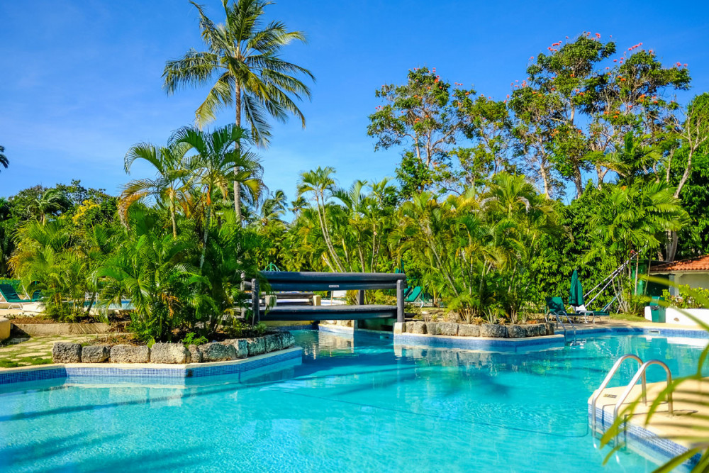 Glitter Bay Estate 112