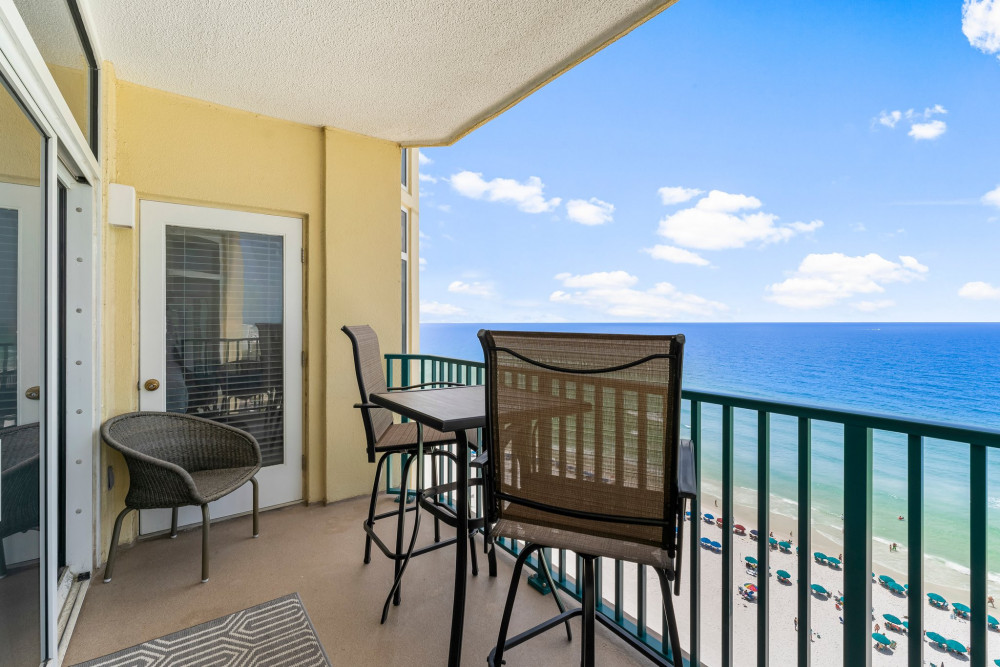 Destin 230