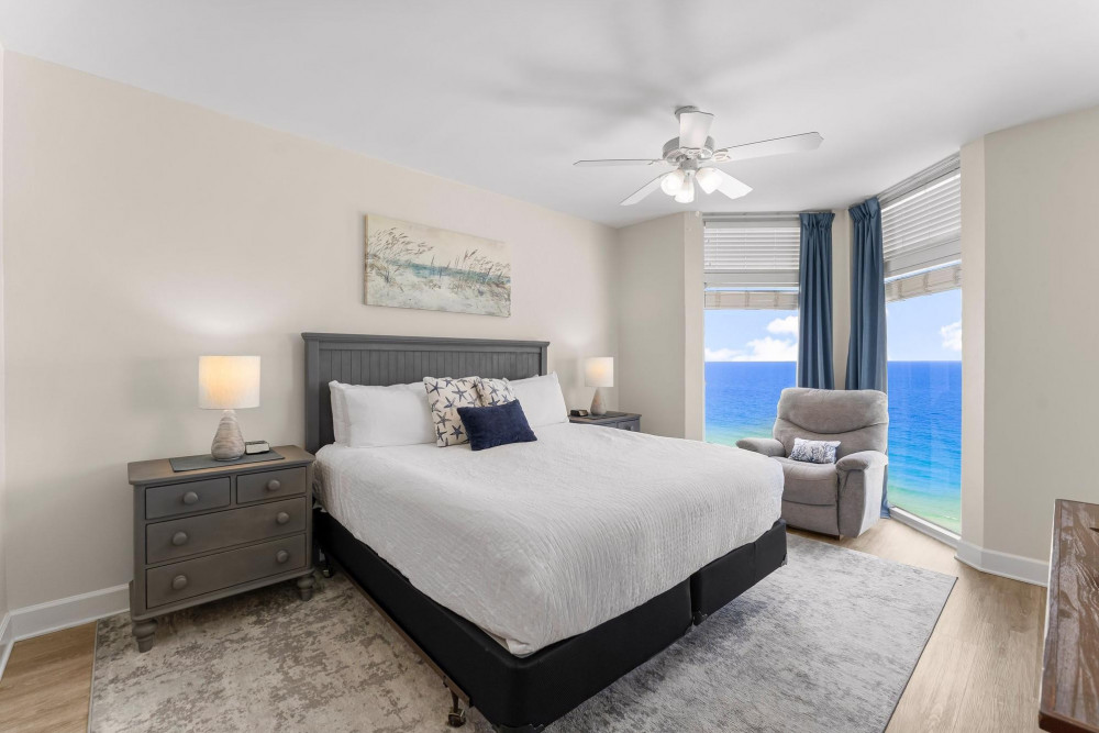 Destin 230