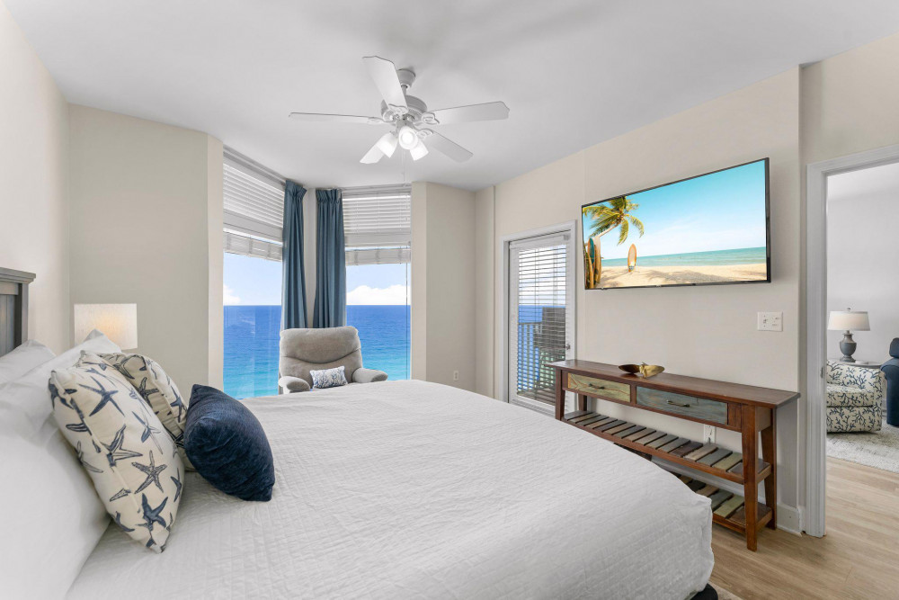 Destin 230