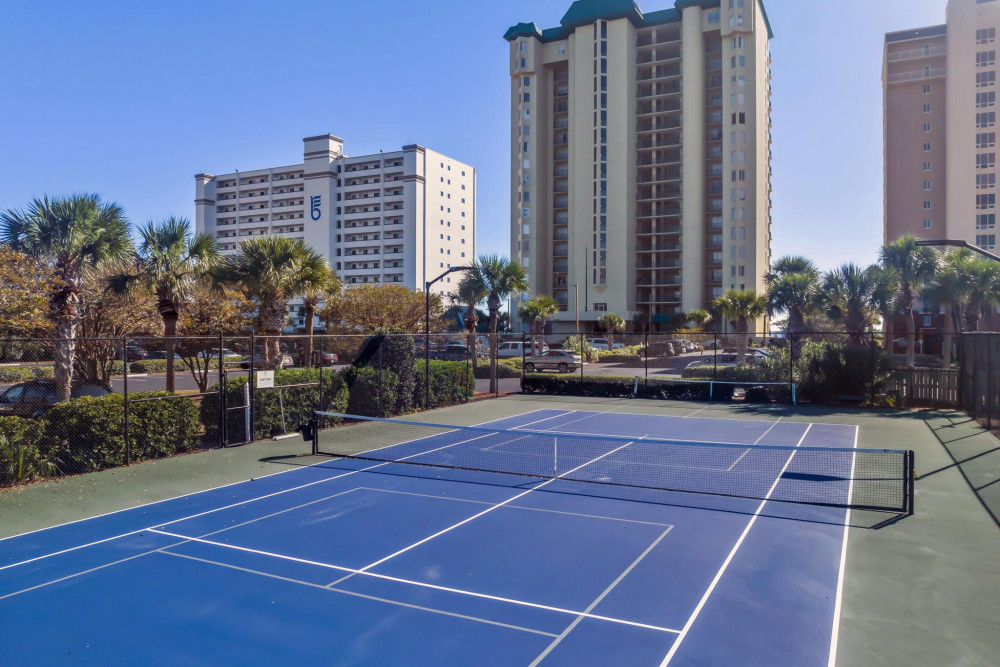 Destin 230