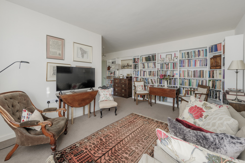 Camden Parkside Apartment