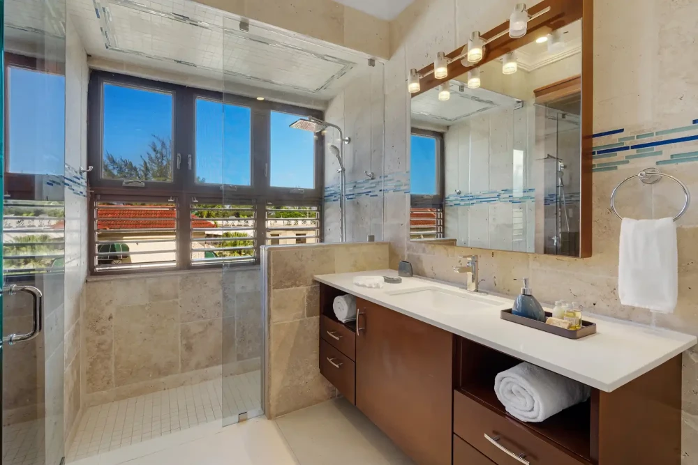 Breakaway Villa