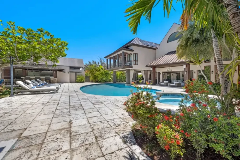 Breakaway Villa