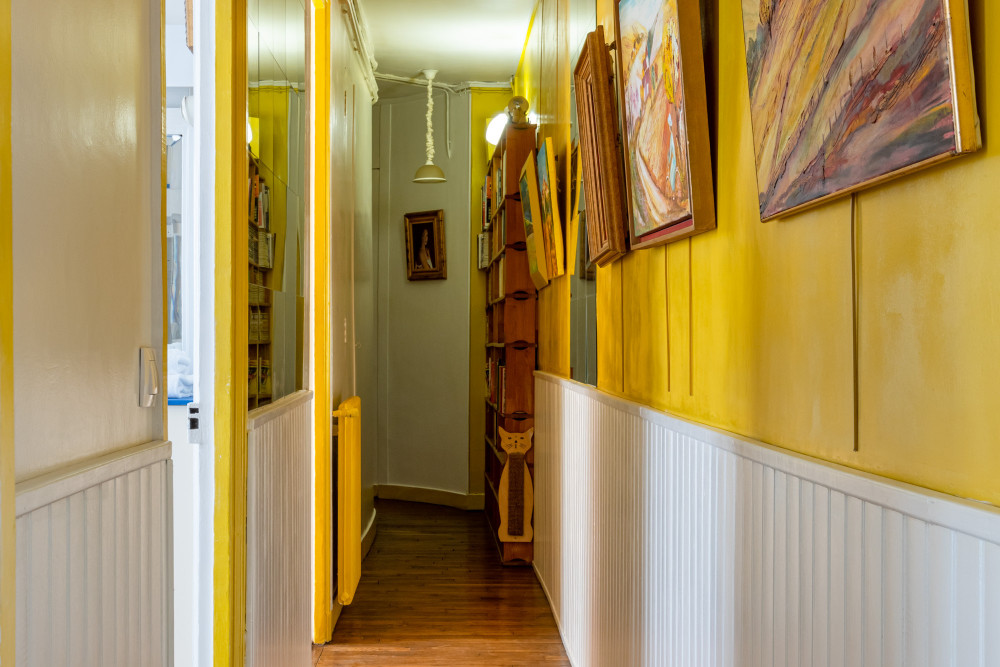 Painting the Streets of Pigalle