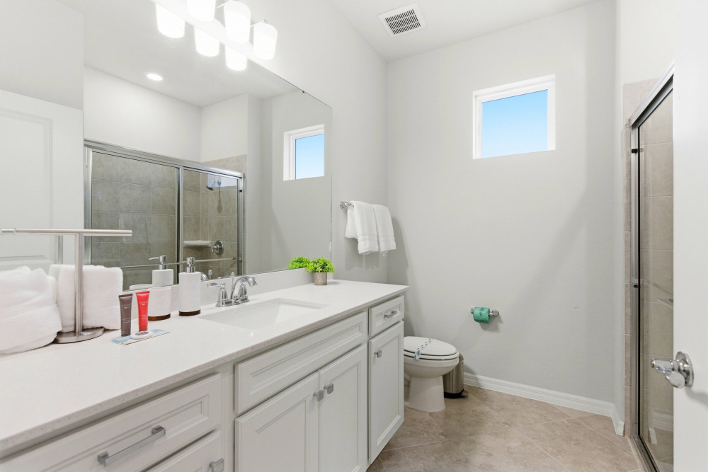 Windsor Cay 240