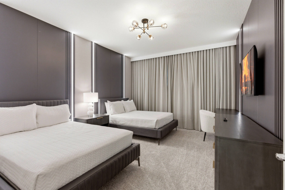 Windsor Cay 240