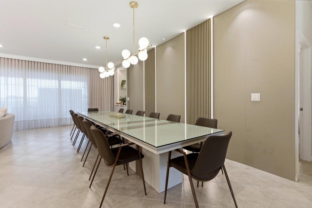 Windsor Cay 240