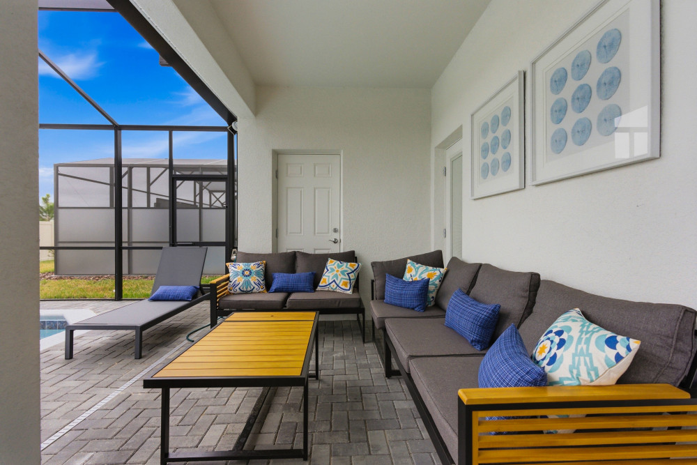 Windsor Cay 240