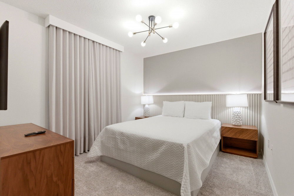 Windsor Cay 240