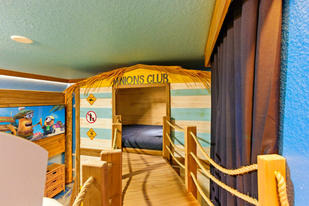 Windsor Cay 240