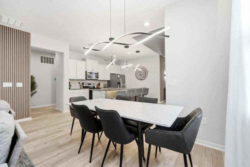 Windsor at Westside 2600