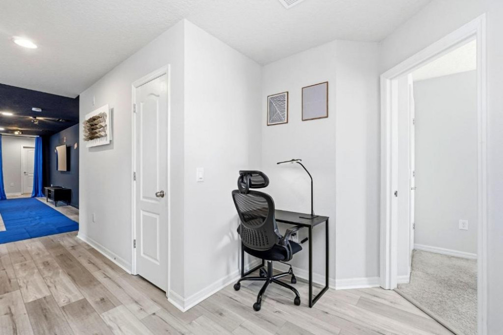 Windsor at Westside 2600