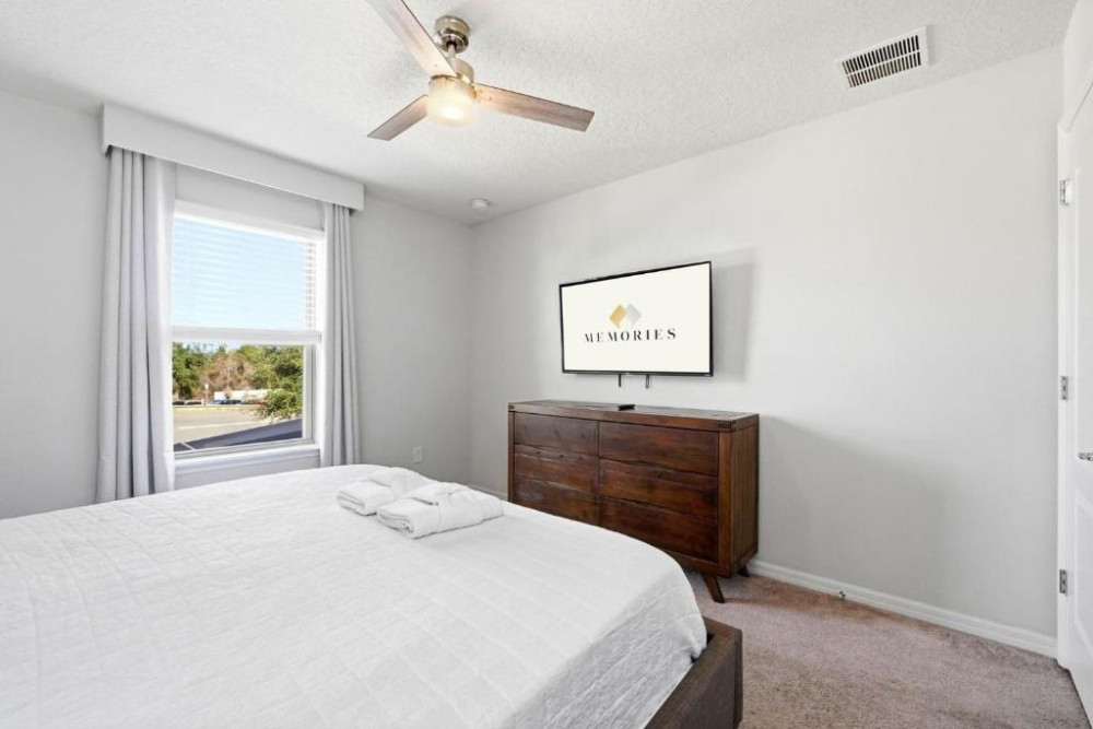 Windsor at Westside 2600