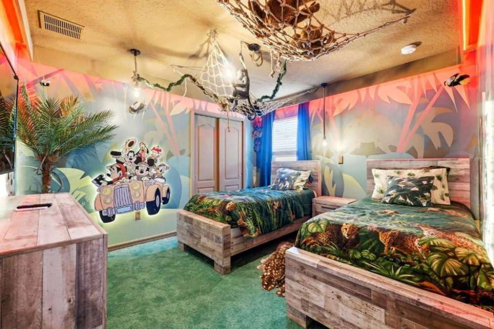 Windsor at Westside 2600