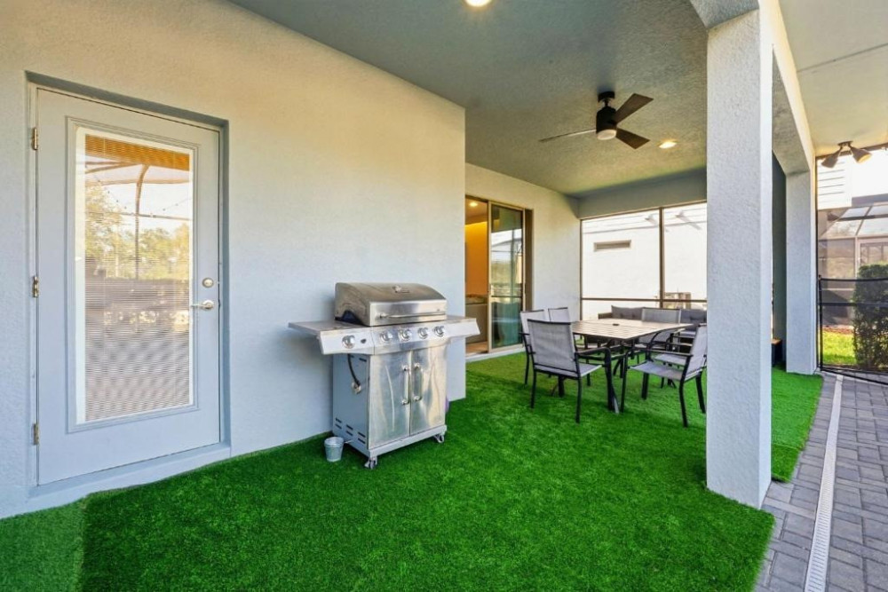 Windsor at Westside 2600