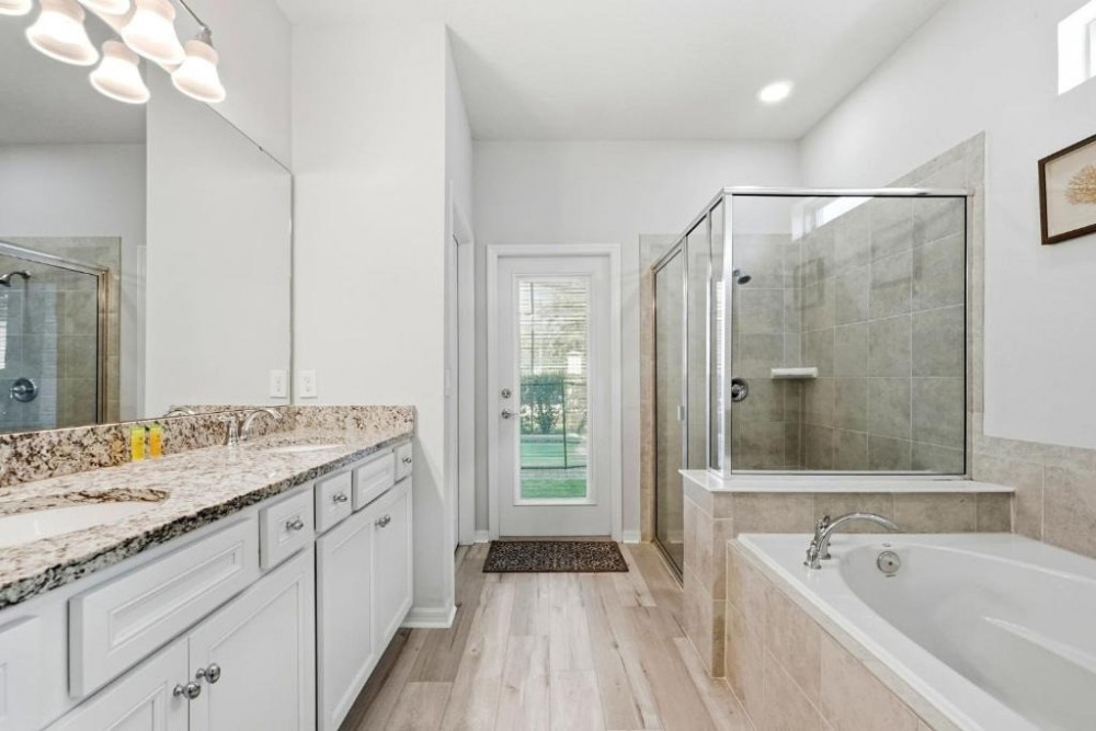 Windsor at Westside 2600