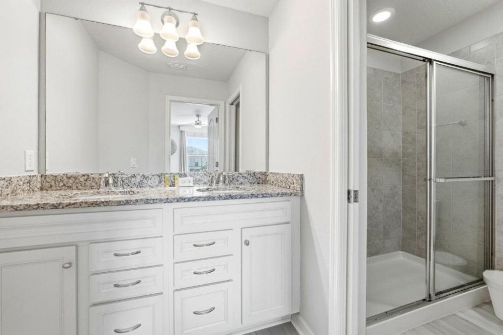 Windsor at Westside 2600