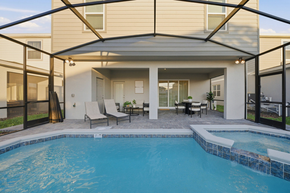 Windsor Cay 244