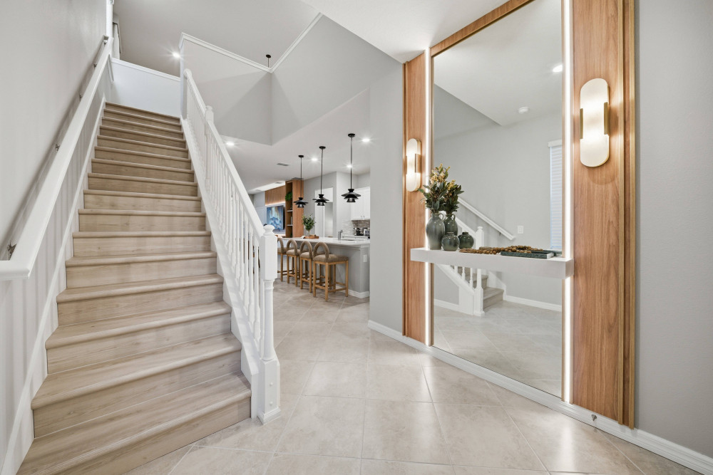 Windsor Cay 244