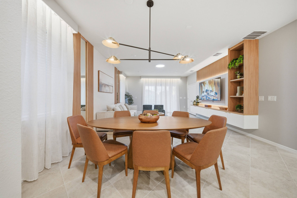 Windsor Cay 244