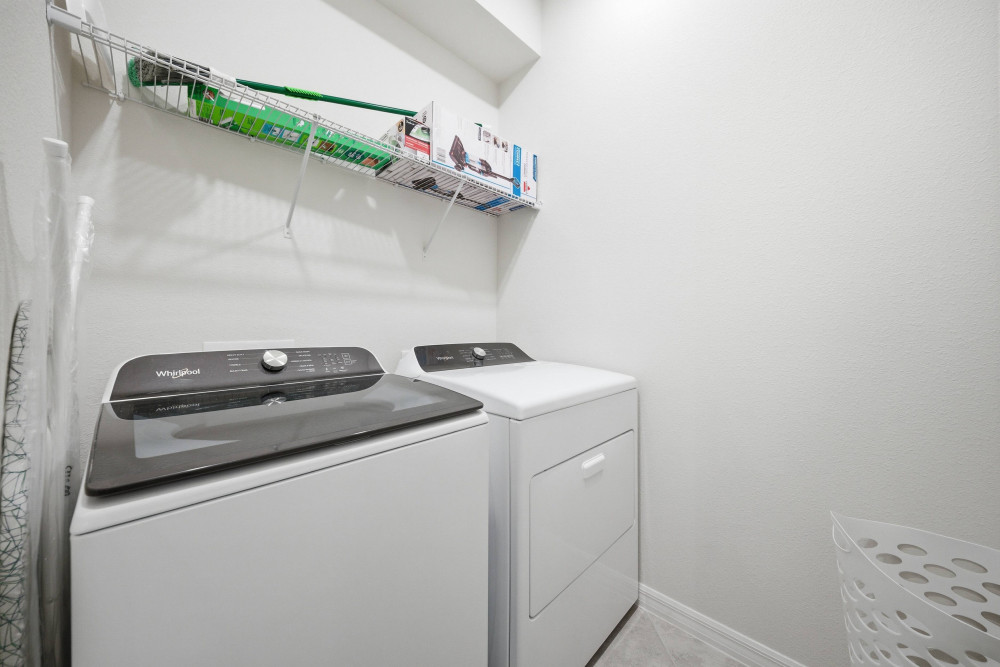 Windsor Cay 244