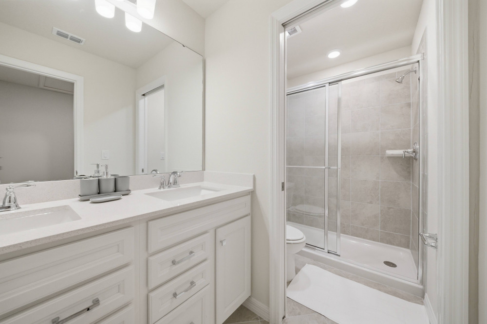 Windsor Cay 244