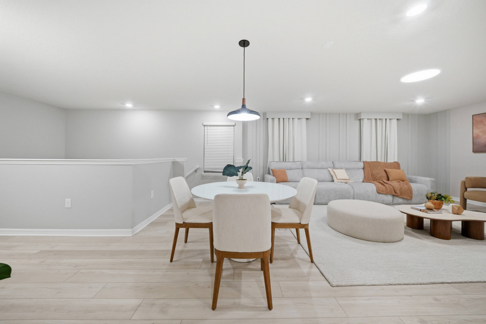 Windsor Cay 244