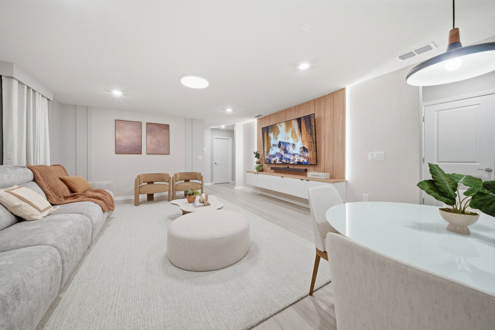 Windsor Cay 244