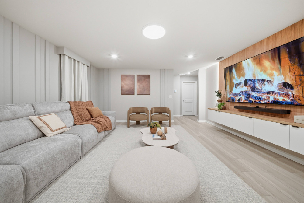 Windsor Cay 244