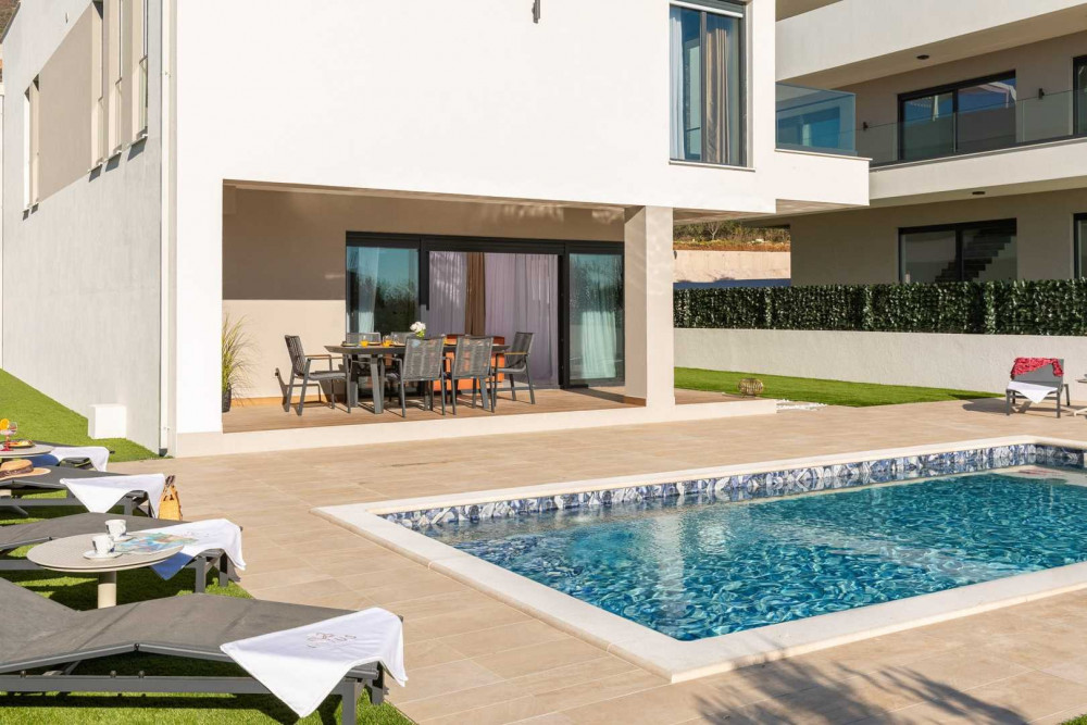 Kastel Sucurac 9