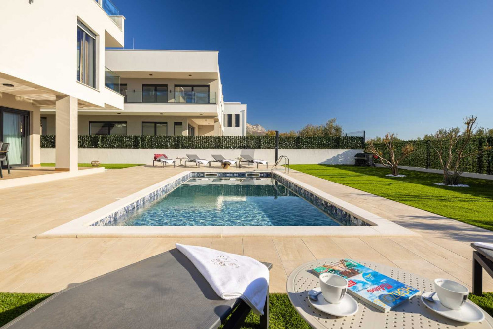 Kastel Sucurac 9