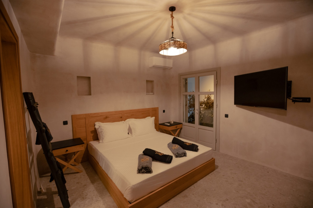 Mykonos 103