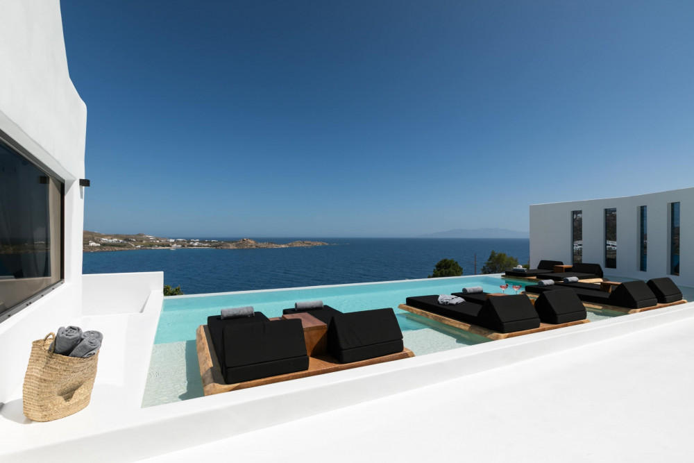 Mykonos 105