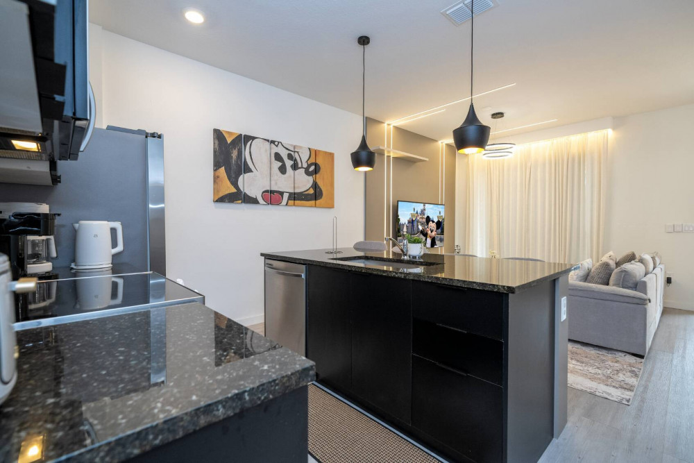 The Hub at Westside 23