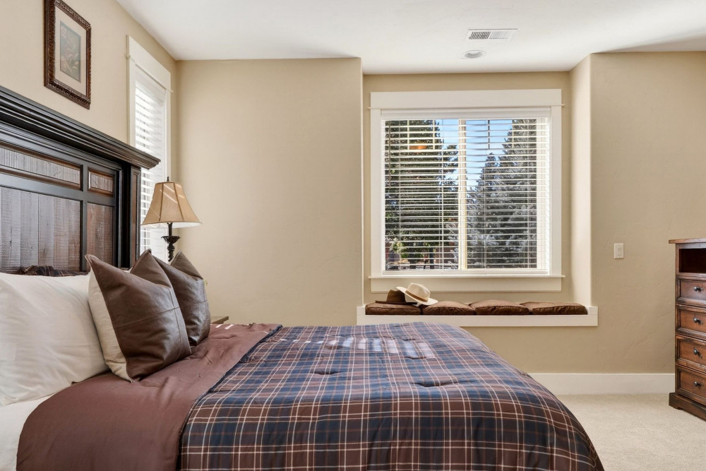 Sunriver 8
