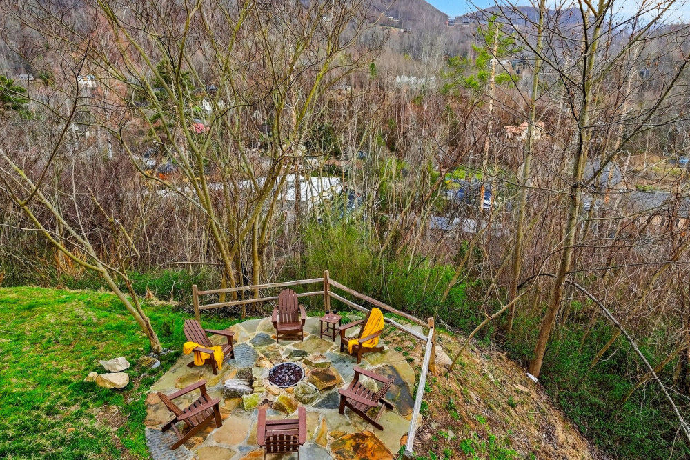 Gatlinburg 310