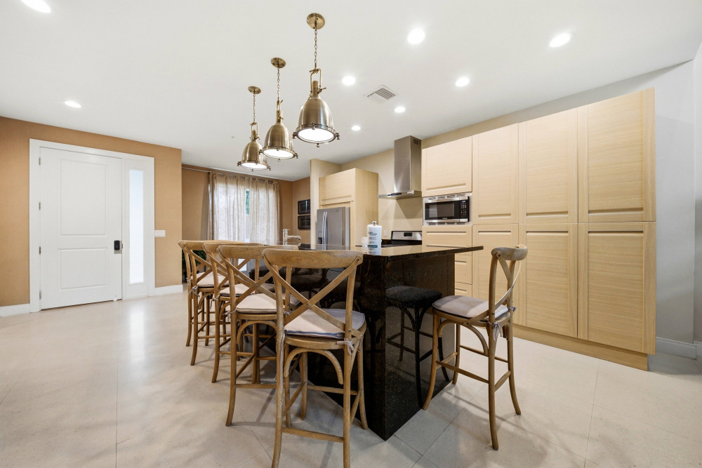 Magic Village Yards 16