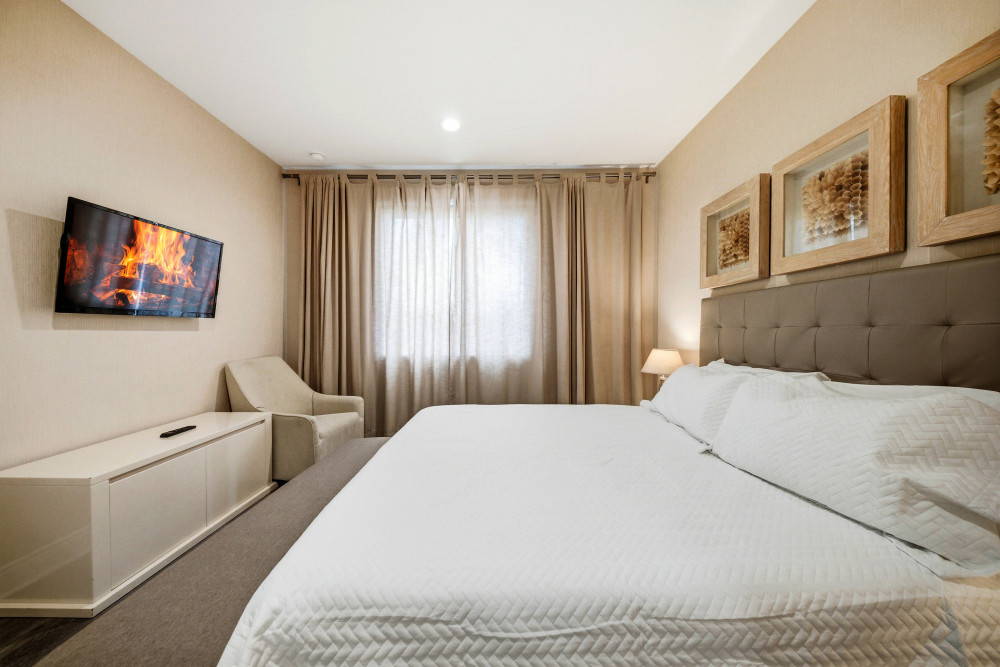 Magic Village Yards 16