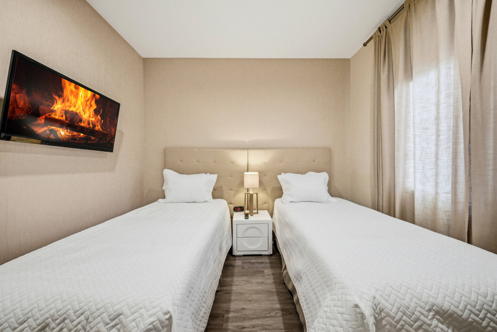 Magic Village Yards 16