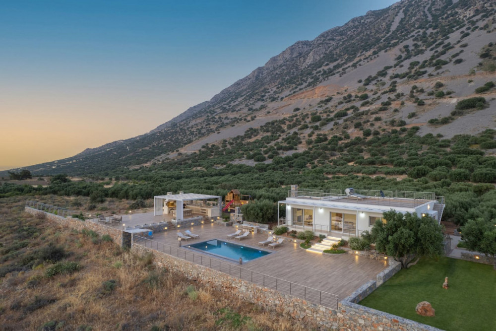Agios Nikolaos 9