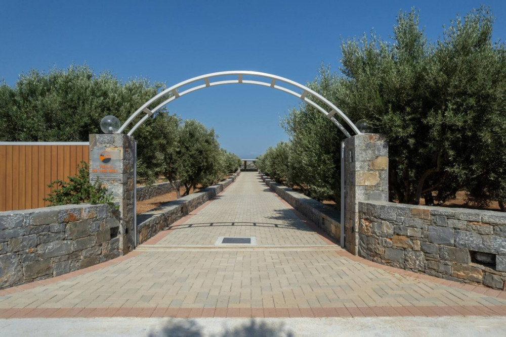 Agios Nikolaos 9