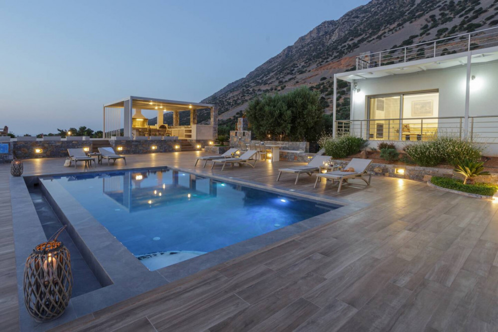 Agios Nikolaos 9