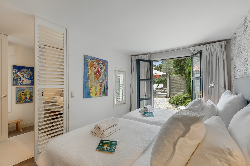 Antibes 6