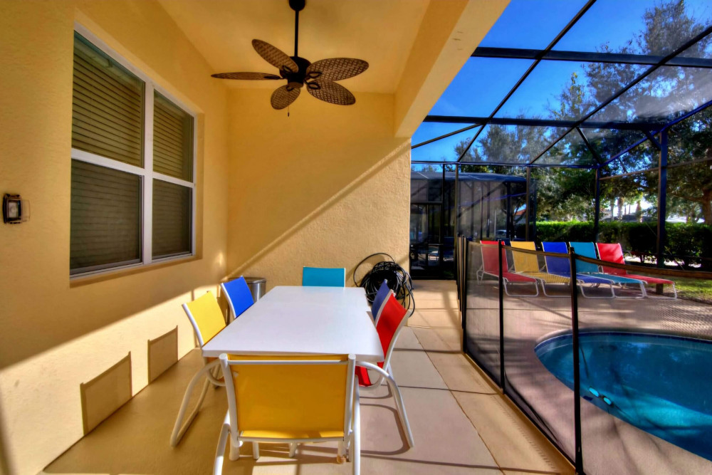 Global Villa & Hollywood Villa