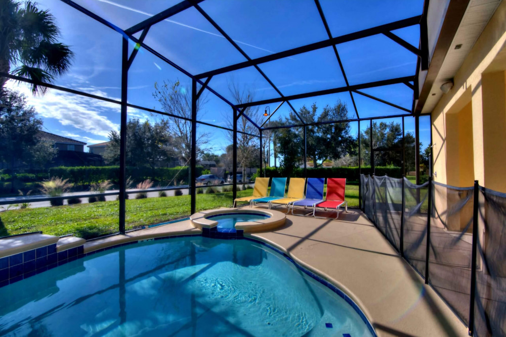 Global Villa & Hollywood Villa