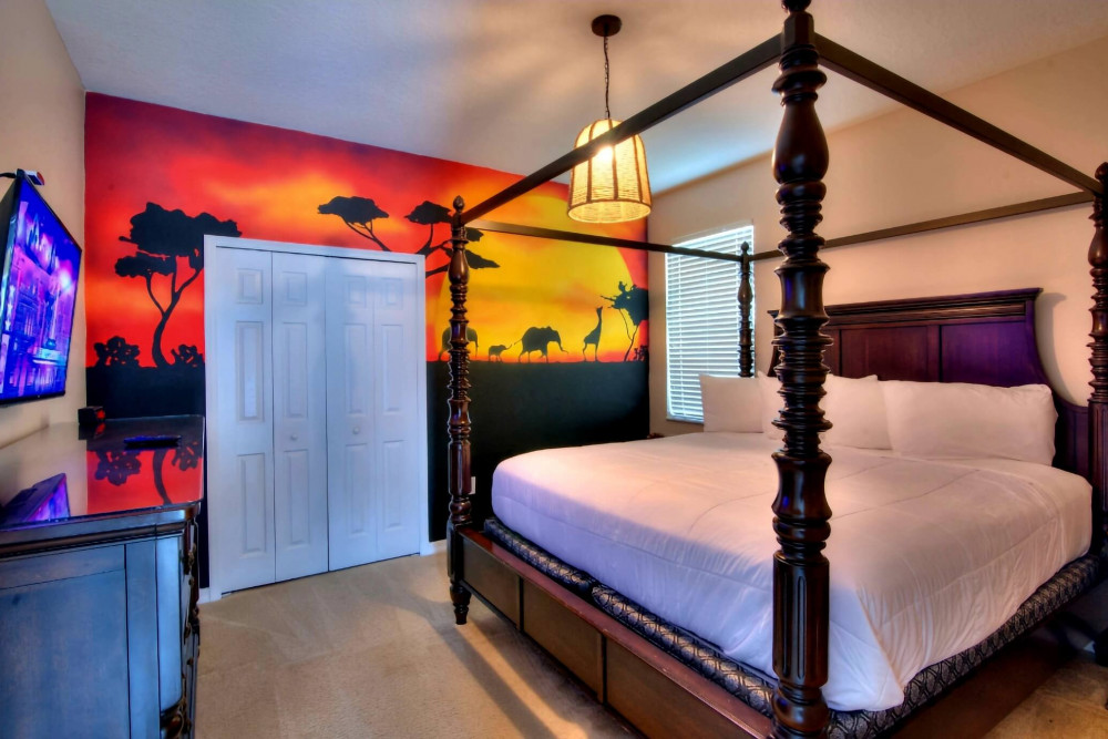 Global Villa & Hollywood Villa